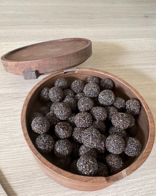 CHAGA & SCHISANDRA SUGAR DOTS/CUBES 8 OZ